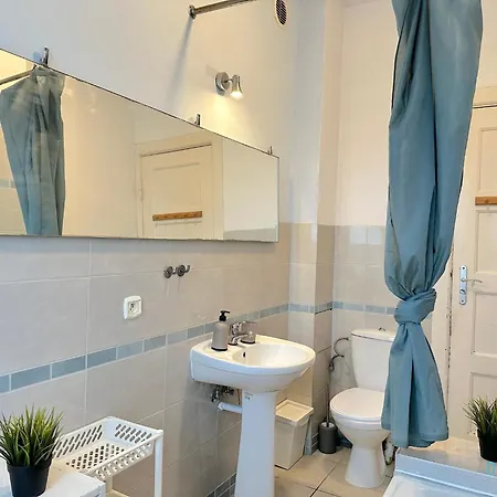 Beige -15 Minutes To Old Town & Seaside 格但斯克